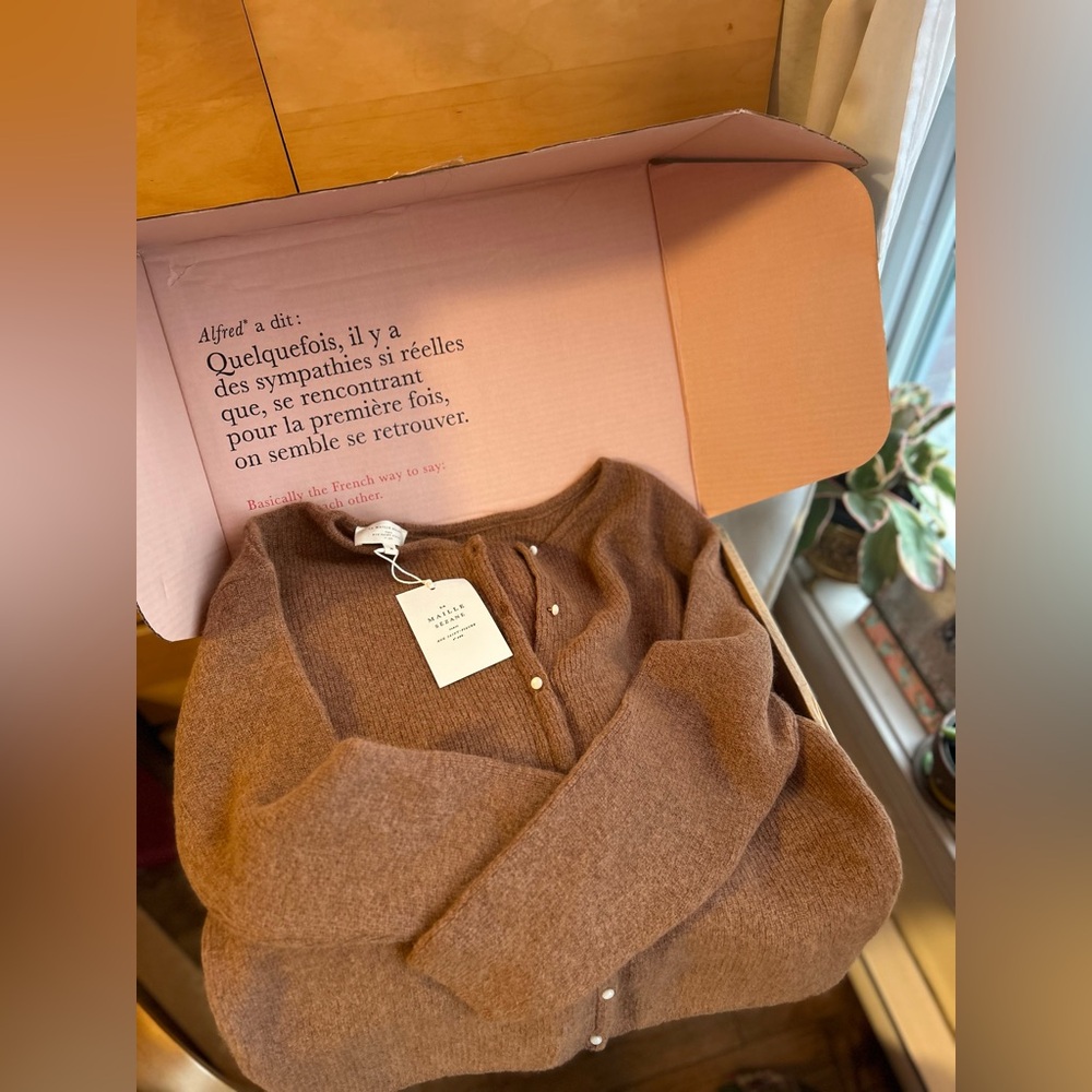 BRAND NEW WITH TAGS - Sezane GASPARD cardigan in camel colour size M 🤎